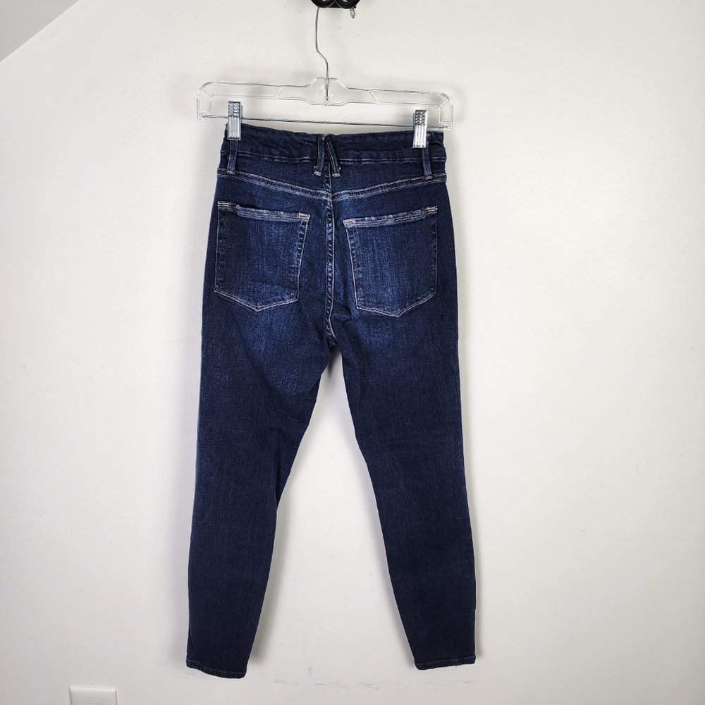 Good American Dark Wash Good Legs Crop Stretch Denim Jeans Size 4/27 - Picture 8 of 11